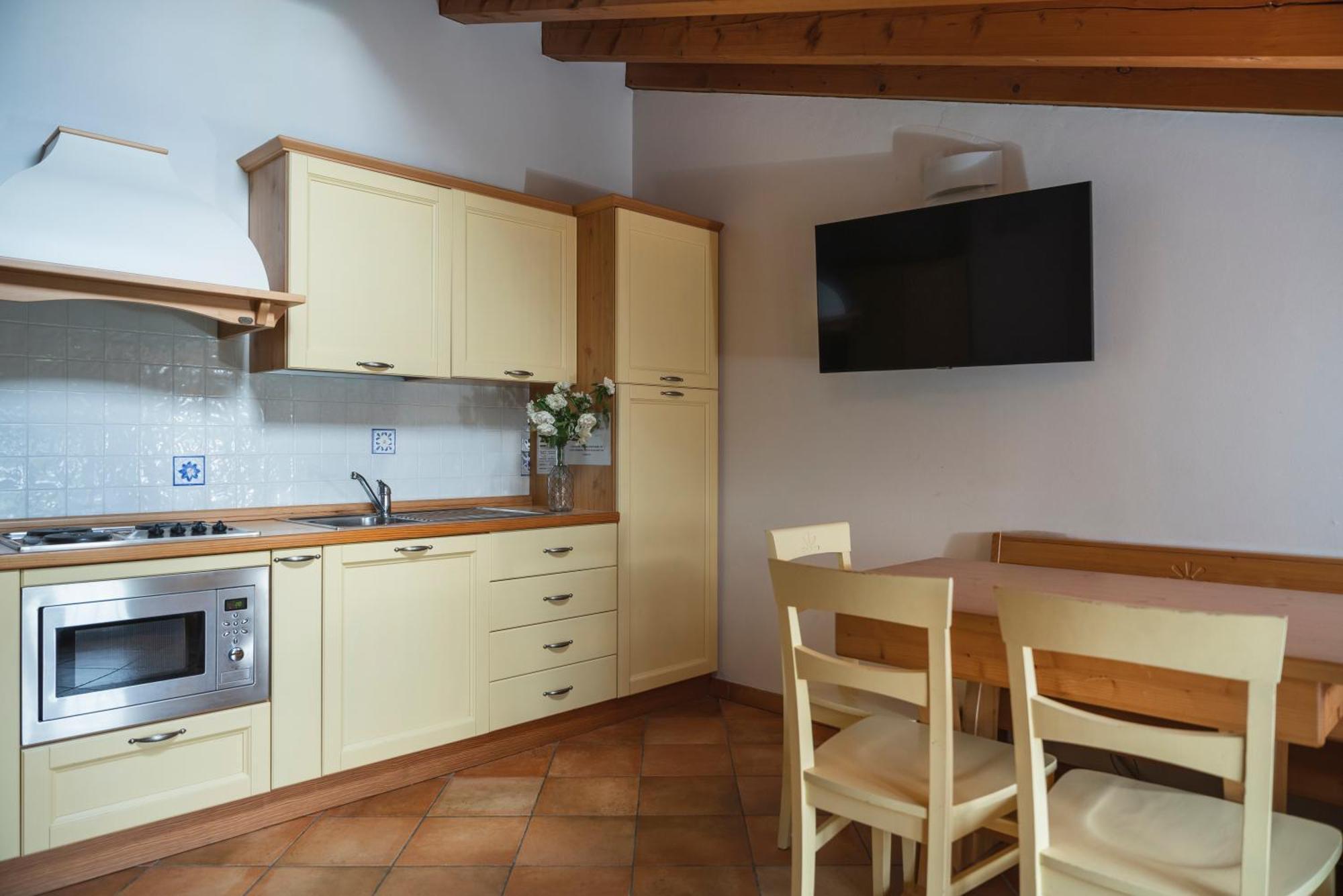 Agriturismo La Filanda มาแนร์บา เดล การ์ดา ภายนอก รูปภาพ